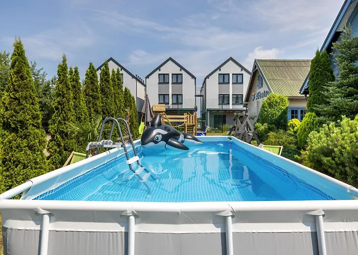 Letniskowe Albatros Lodge *